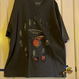 Paper planes “greatness is a process” tee